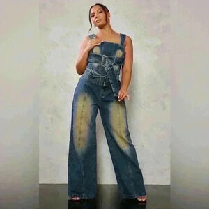 Plus Vintage Wash Buckle  Denim Wide Leg Jeans